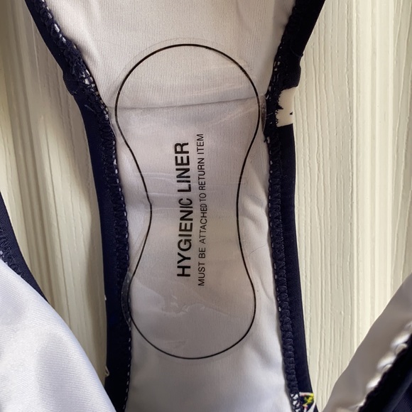 CUPSHE women’s yellow and navy bikini size Small - Picture 14 of 14